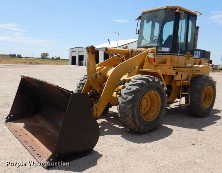 image for item DK8071 1995 Caterpillar 924F  wheel loader