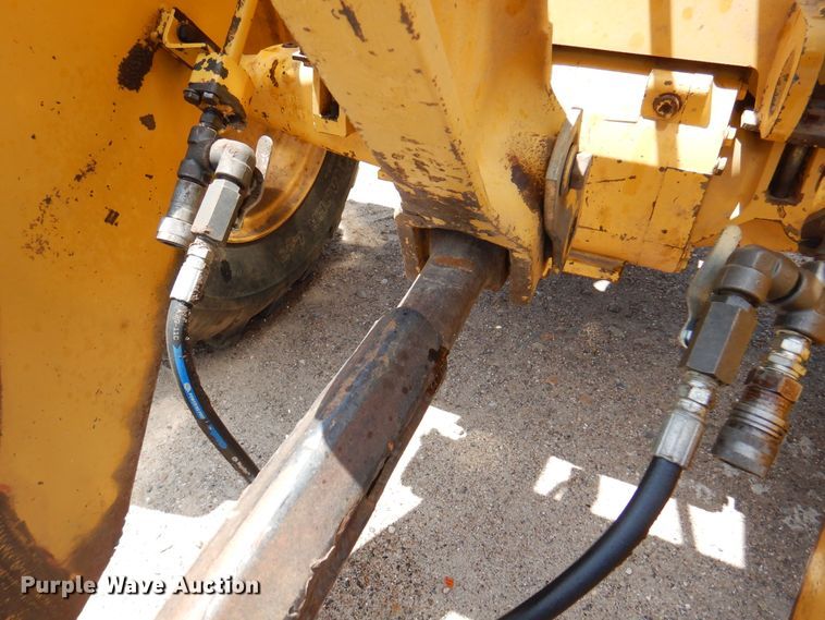 image for item DK8071 1995 Caterpillar 924F  wheel loader