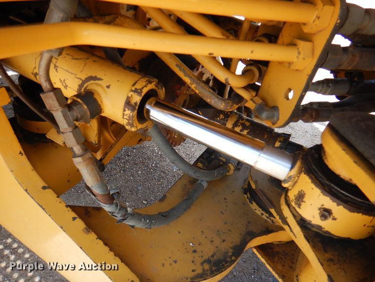 image for item DK8071 1995 Caterpillar 924F  wheel loader