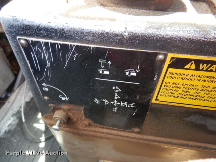 image for item DK8071 1995 Caterpillar 924F  wheel loader