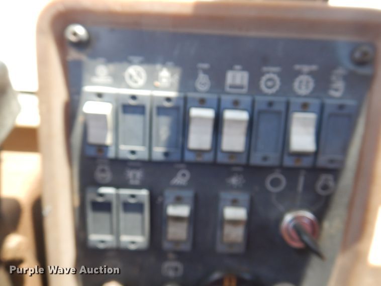 image for item DK8071 1995 Caterpillar 924F  wheel loader