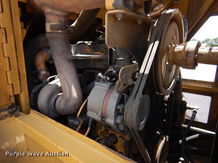 image for item DK8071 1995 Caterpillar 924F  wheel loader