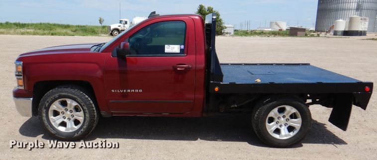 image for item DK8072 2015 Chevrolet Silverado 1500  flatbed pickup truck