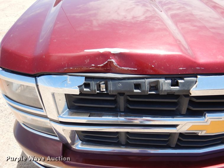 image for item DK8072 2015 Chevrolet Silverado 1500  flatbed pickup truck