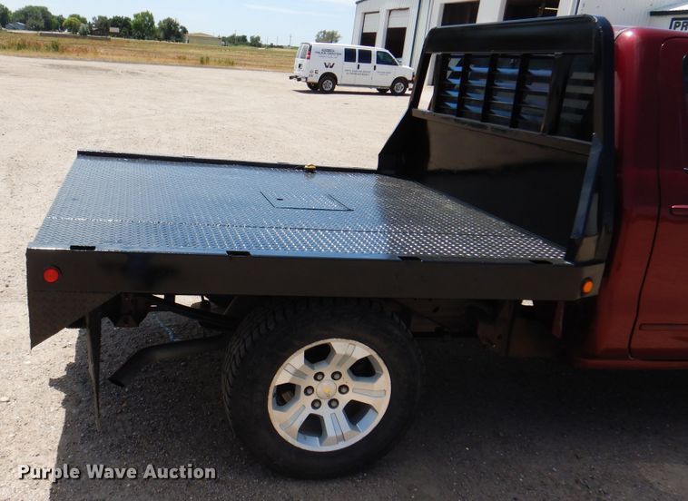 image for item DK8072 2015 Chevrolet Silverado 1500  flatbed pickup truck