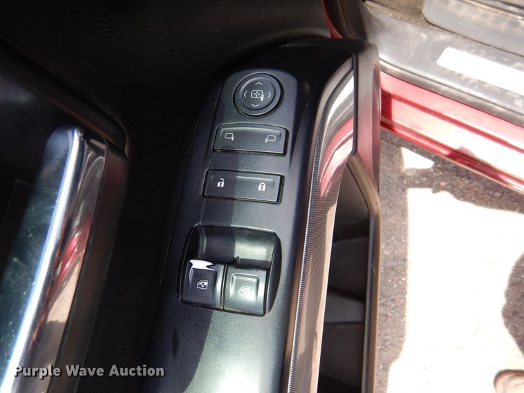 image for item DK8072 2015 Chevrolet Silverado 1500  flatbed pickup truck