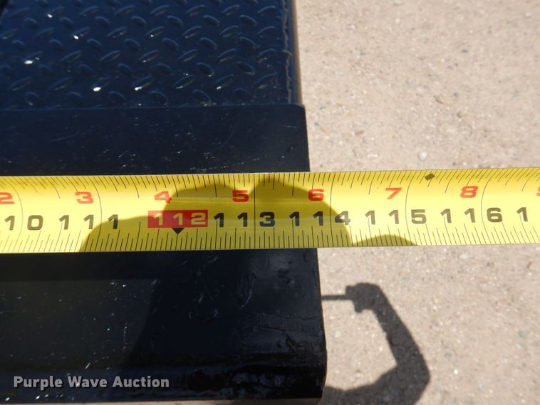 image for item DK8073 2015 Ford F350 Super Duty  bale bed pickup truck