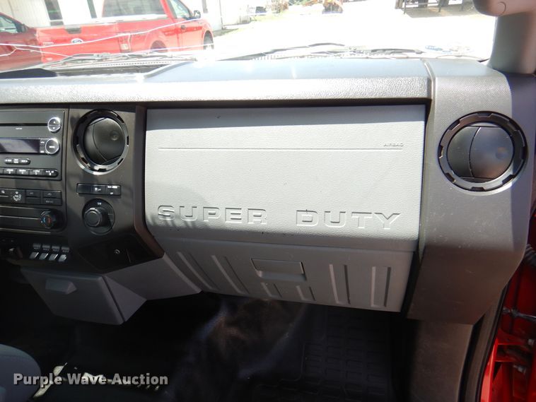 image for item DK8073 2015 Ford F350 Super Duty  bale bed pickup truck