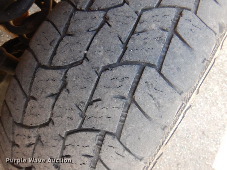 image for item DK8073 2015 Ford F350 Super Duty  bale bed pickup truck