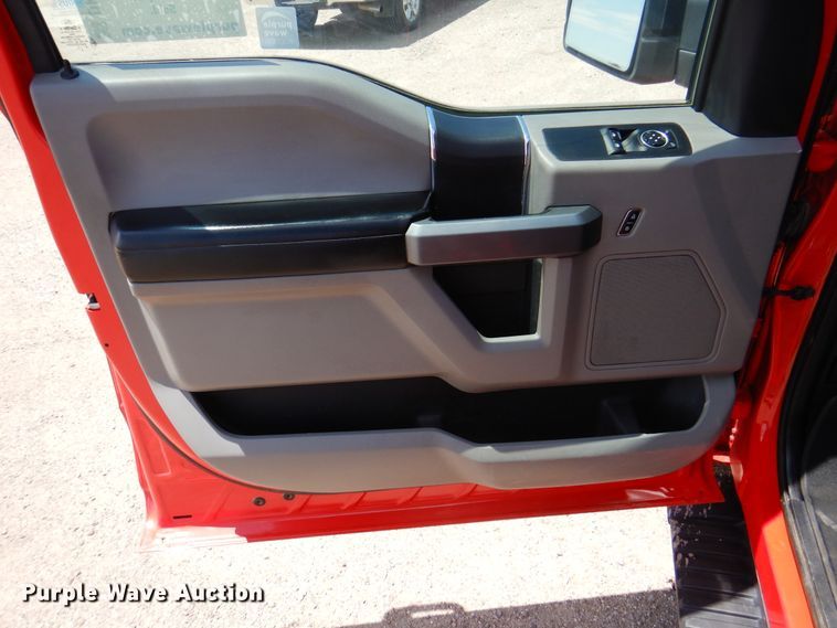 image for item DK8074 2016 Ford F150  pickup truck