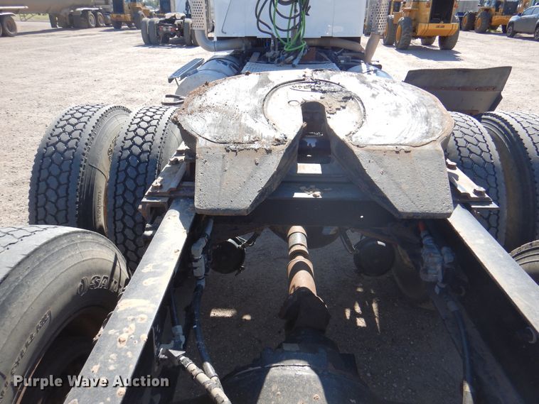 image for item DK8075 2011 Kenworth W900  semi truck