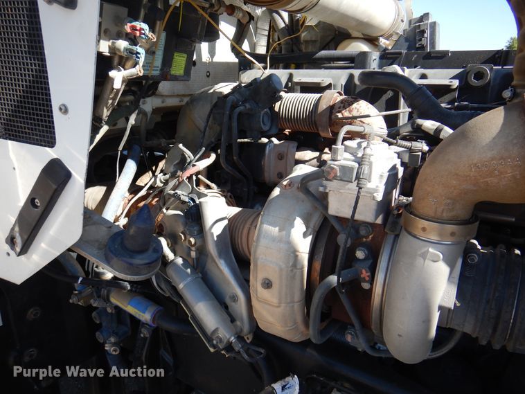 image for item DK8075 2011 Kenworth W900  semi truck