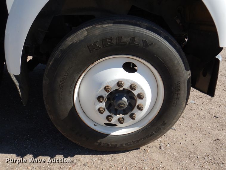 image for item DK8075 2011 Kenworth W900  semi truck