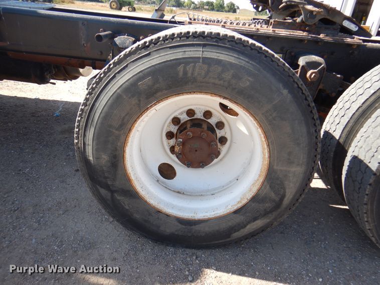 image for item DK8075 2011 Kenworth W900  semi truck