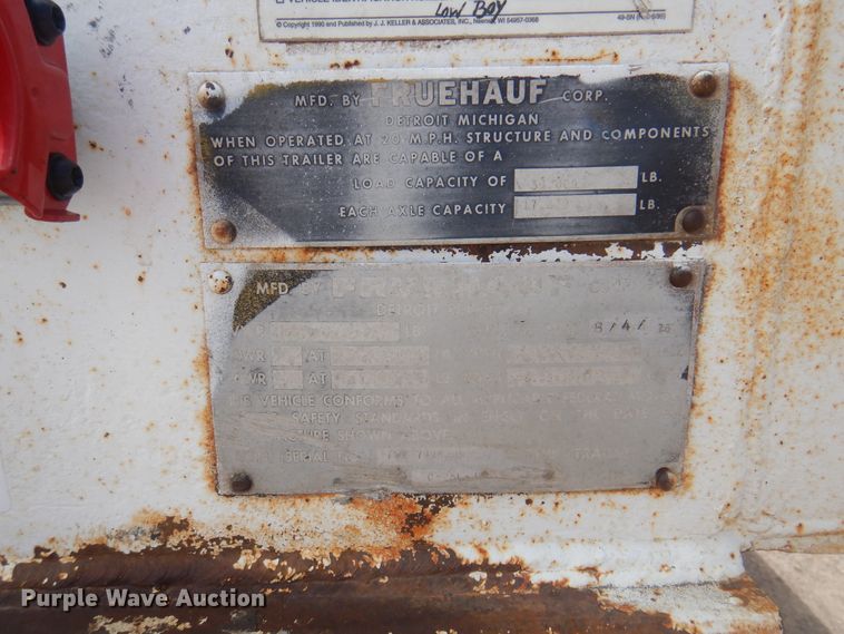 image for item DK8077 1976 Fruehauf  equipment trailer