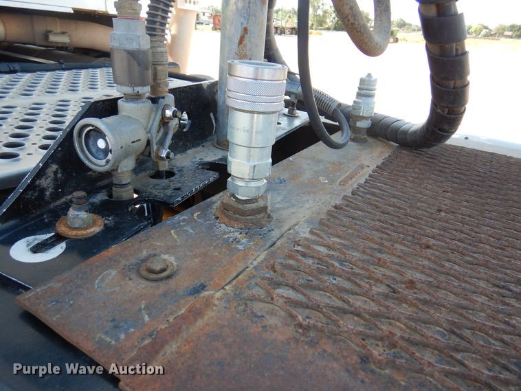 image for item DK8079 2012 Kenworth W900  semi truck