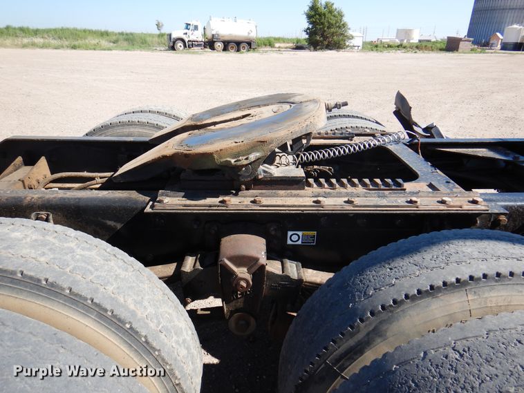 image for item DK8079 2012 Kenworth W900  semi truck