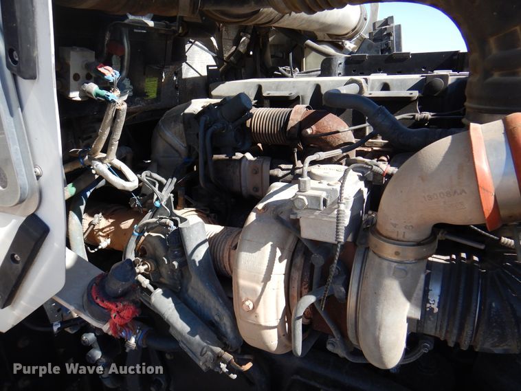 image for item DK8079 2012 Kenworth W900  semi truck