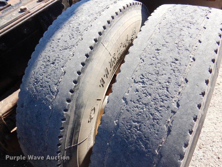 image for item DK8079 2012 Kenworth W900  semi truck