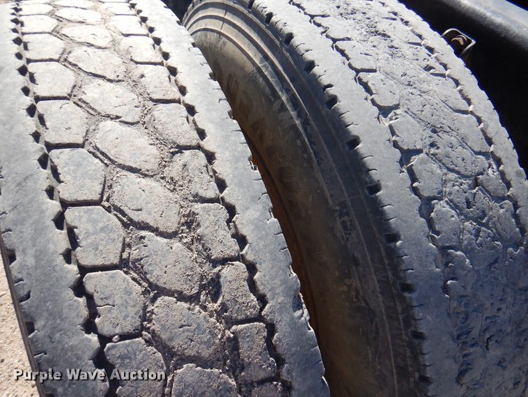 image for item DK8079 2012 Kenworth W900  semi truck