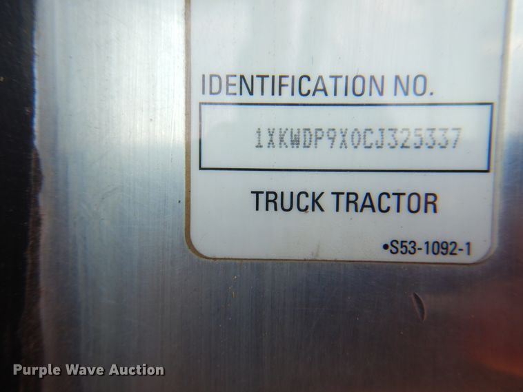 image for item DK8079 2012 Kenworth W900  semi truck