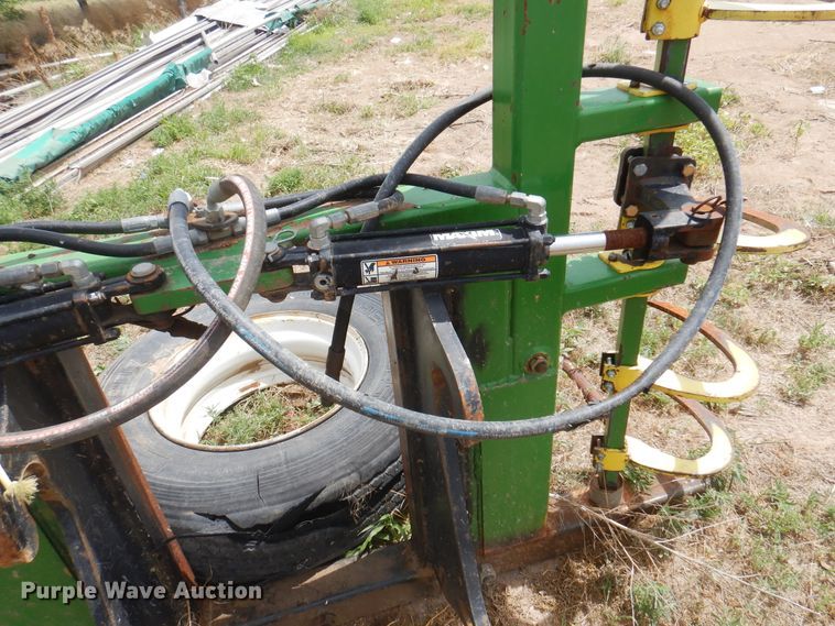 image for item DK8082 80"W bale grapple