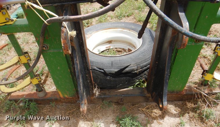 image for item DK8082 80"W bale grapple