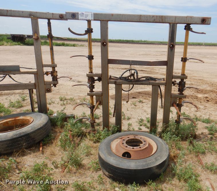 image for item DK8083 80"W bale grapple