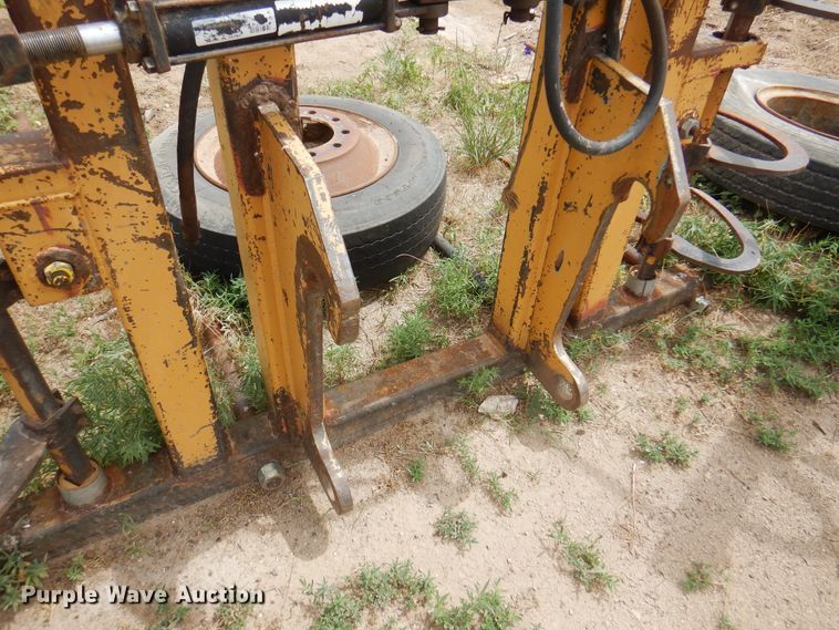 image for item DK8083 80"W bale grapple