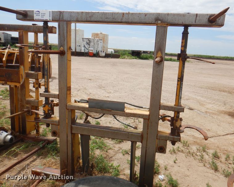 image for item DK8084 80"W bale grapple