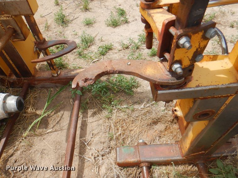 image for item DK8084 80"W bale grapple