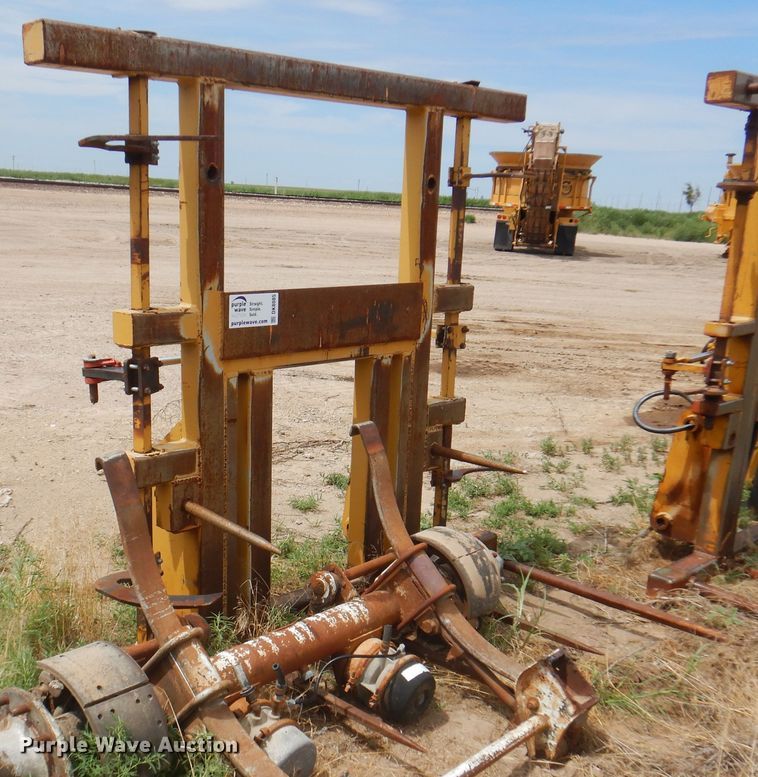 image for item DK8085 80"W bale grapple