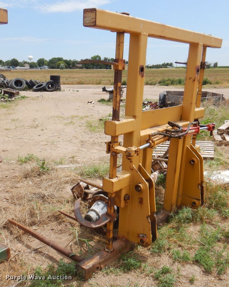 image for item DK8085 80"W bale grapple