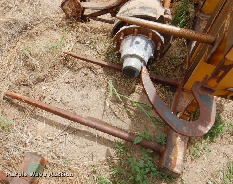 image for item DK8085 80"W bale grapple