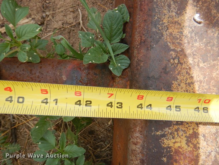 image for item DK8085 80"W bale grapple