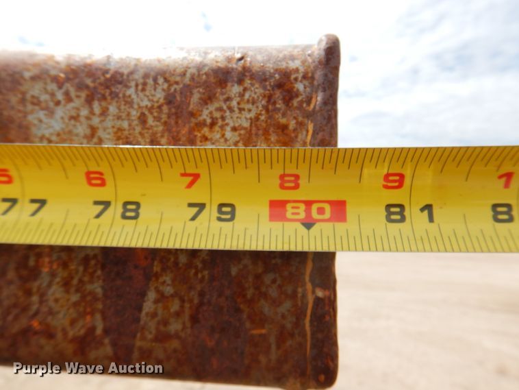 image for item DK8085 80"W bale grapple