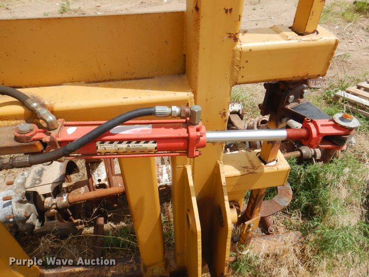 image for item DK8085 80"W bale grapple