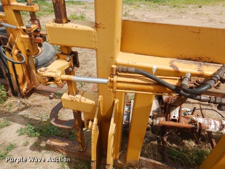 image for item DK8085 80"W bale grapple