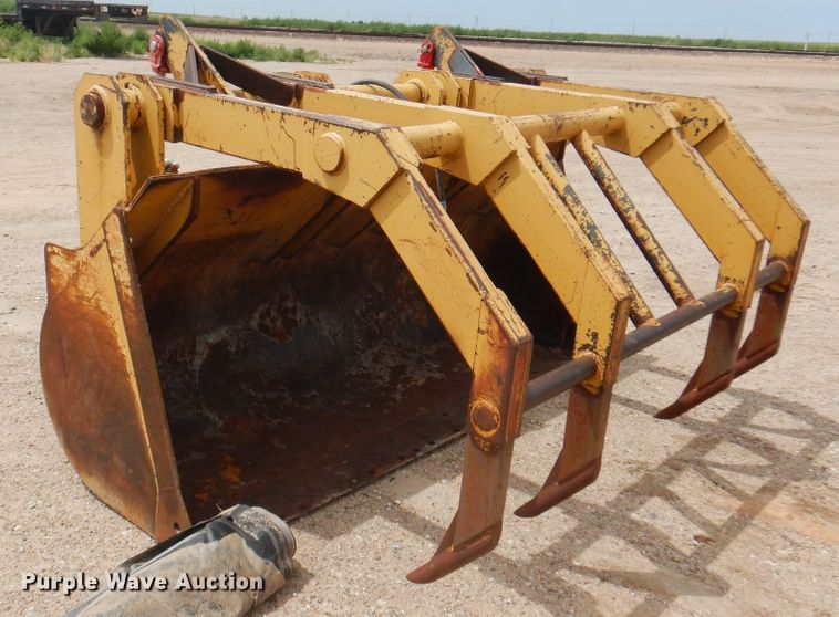 image for item DK8087 93"W bucket