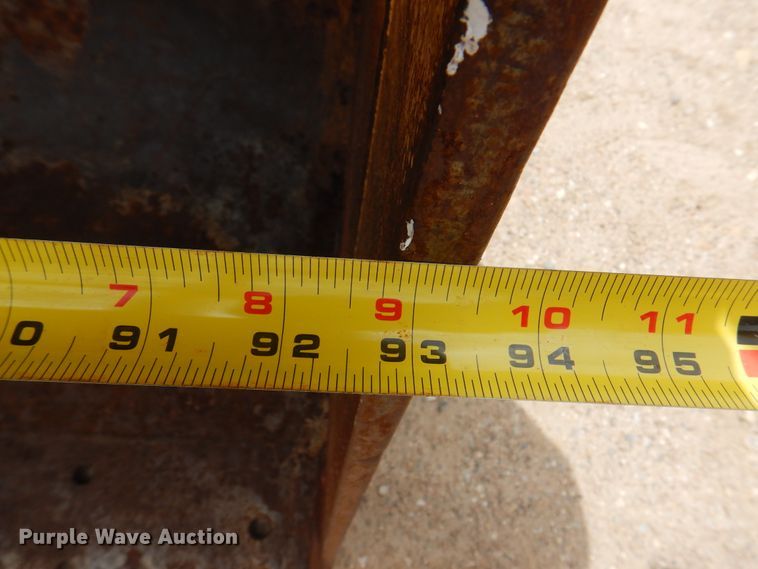 image for item DK8087 93"W bucket