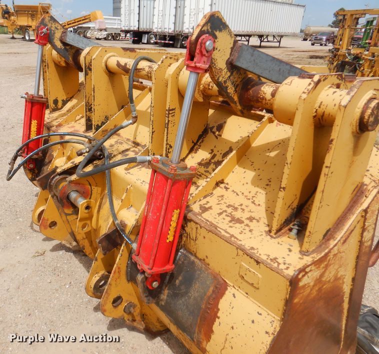 image for item DK8087 93"W bucket