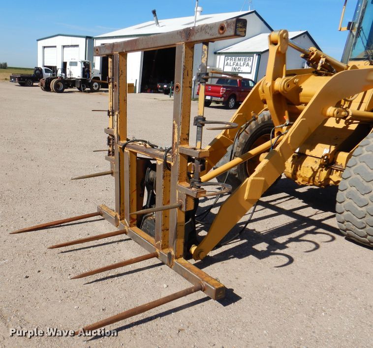 image for item DK8088 1998 Caterpillar 924F  wheel loader