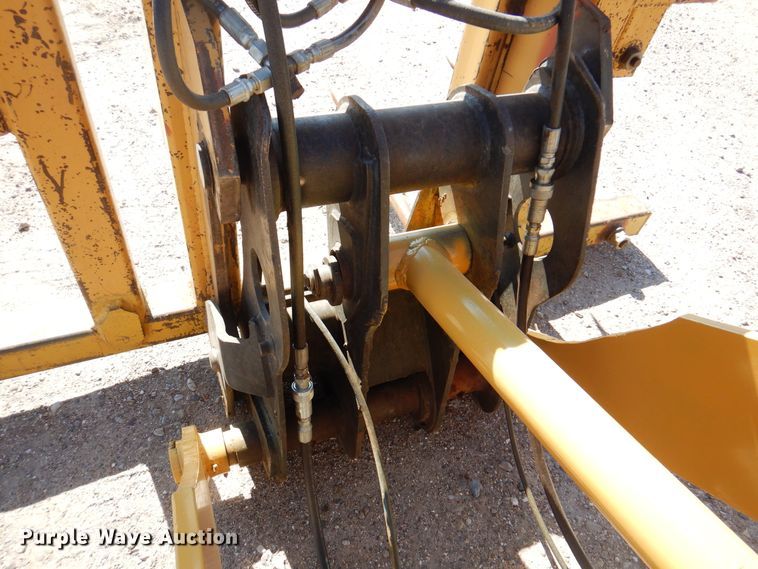 image for item DK8088 1998 Caterpillar 924F  wheel loader