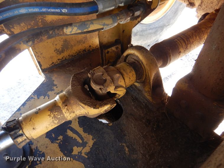 image for item DK8088 1998 Caterpillar 924F  wheel loader