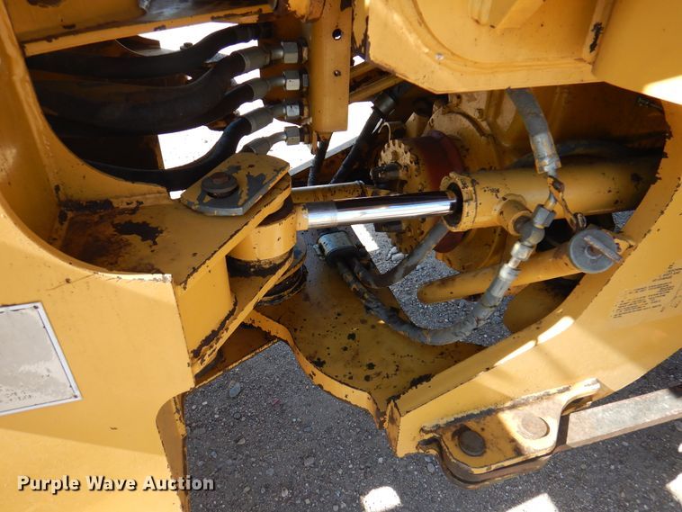 image for item DK8088 1998 Caterpillar 924F  wheel loader