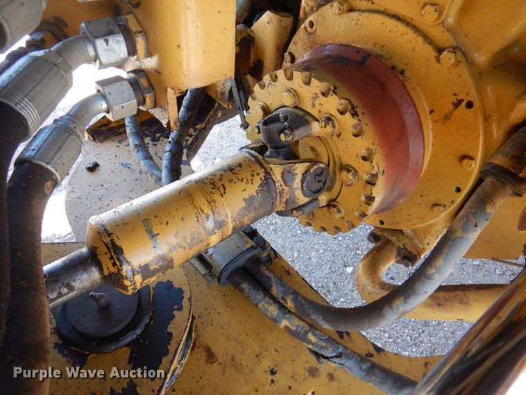 image for item DK8088 1998 Caterpillar 924F  wheel loader