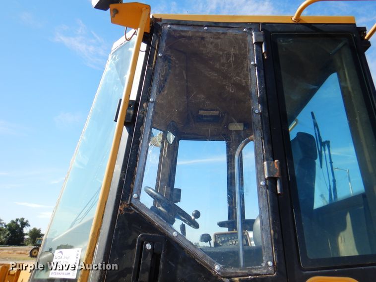 image for item DK8088 1998 Caterpillar 924F  wheel loader