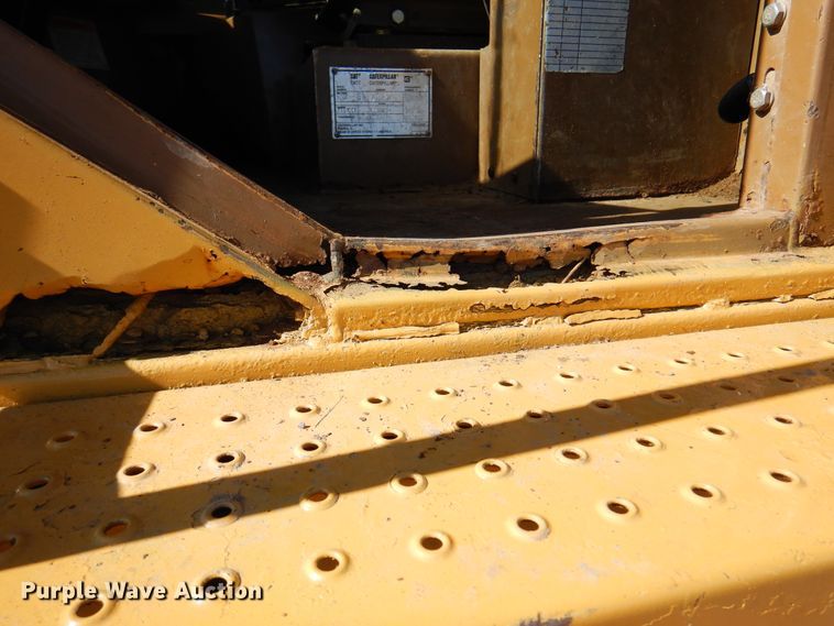 image for item DK8088 1998 Caterpillar 924F  wheel loader