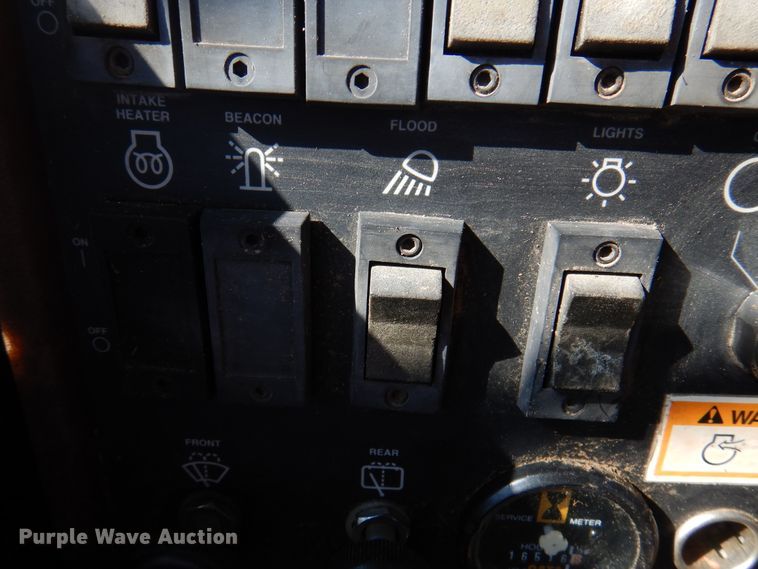 image for item DK8088 1998 Caterpillar 924F  wheel loader