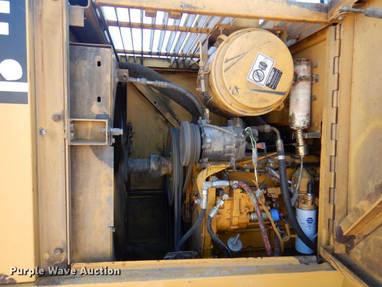 image for item DK8088 1998 Caterpillar 924F  wheel loader